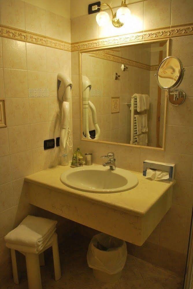 Garni Val De Costa Hotel Canazei Exterior photo